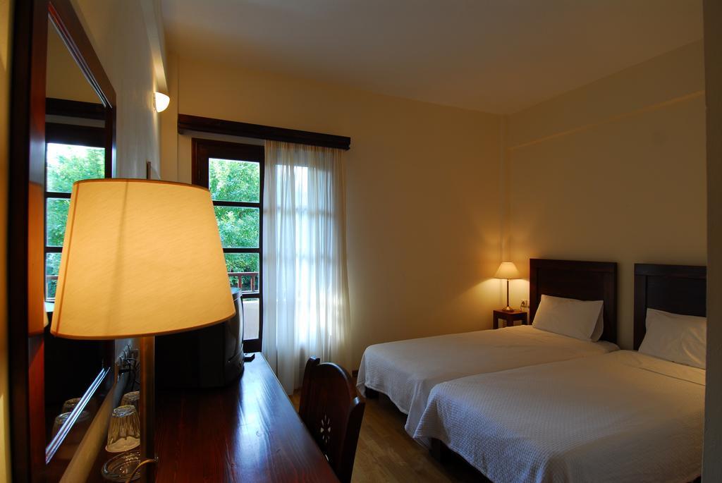 Hotel Papanastasiou Eláti Habitación foto